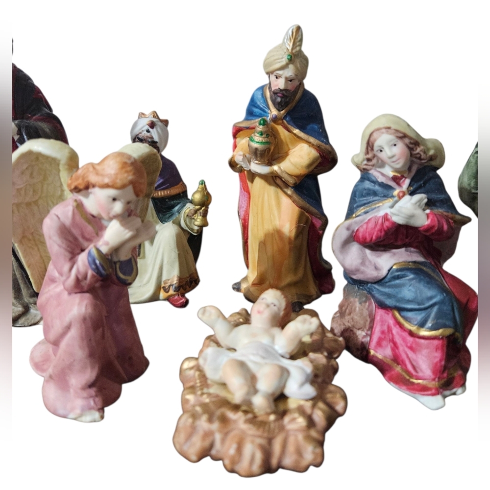 Vintage Christmas Nativity Set 13‎ Piece Manger Birth Of Jesus Collectors Creche - Picture 2 of 16